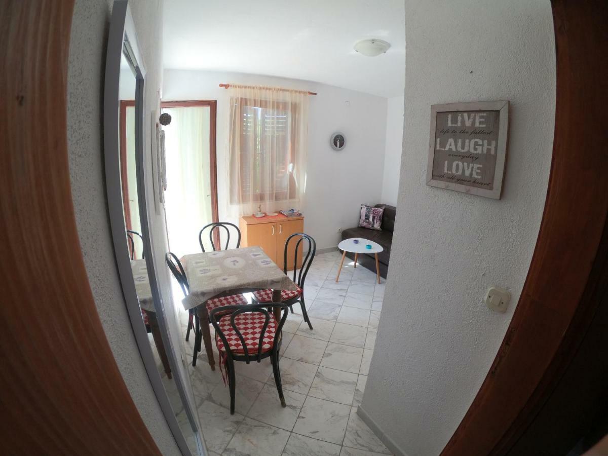 Apartments Delibasic Rogoznica  Εξωτερικό φωτογραφία